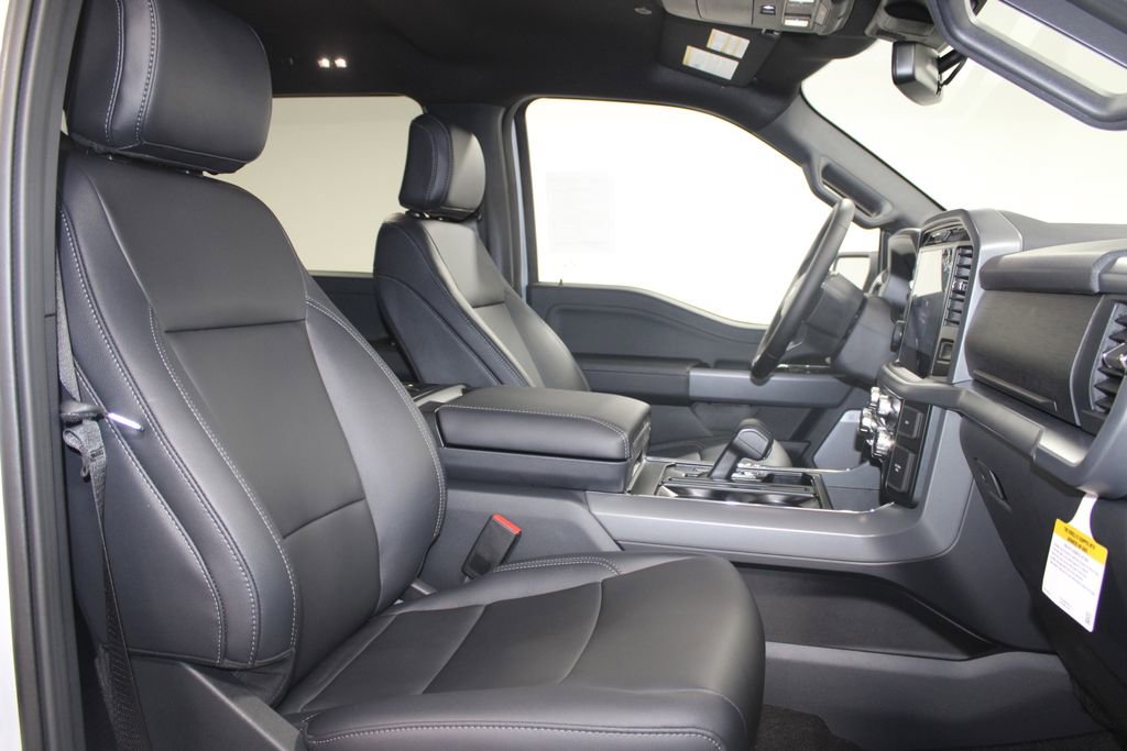 New 2025 Ford F150 XLT w/ Equipment Group 303A High image 27