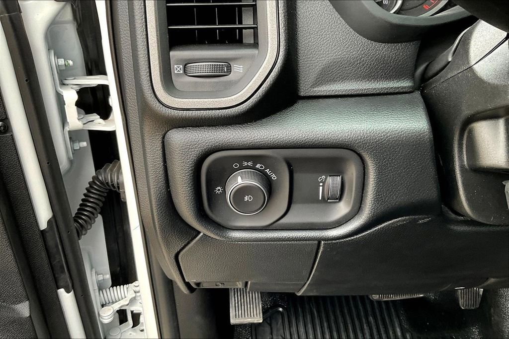 New 2026 RAM 4500 Tradesman AWD/4WD image 33