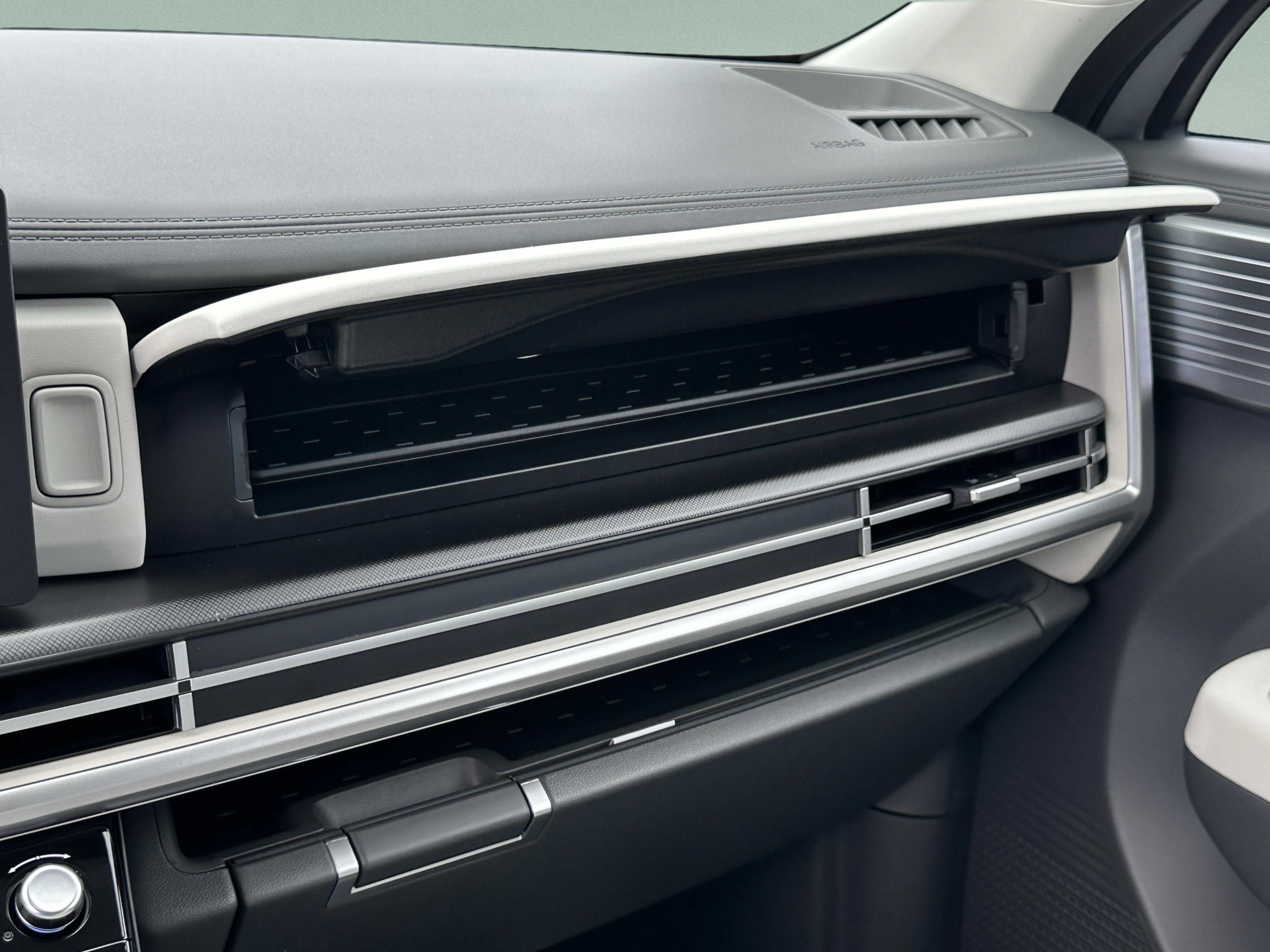 New 2027 Hyundai Santa Fe SE FWD image 30