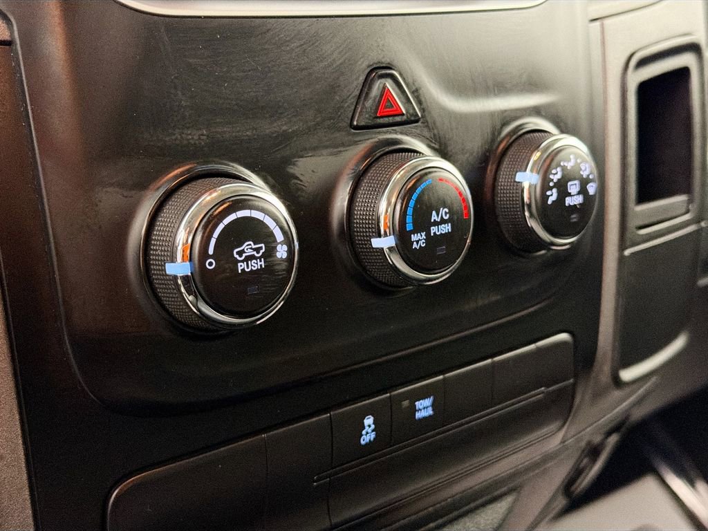 Used 2017 RAM 1500 Express w/ Black Ram 1500 Express Group AWD/4WD image 15