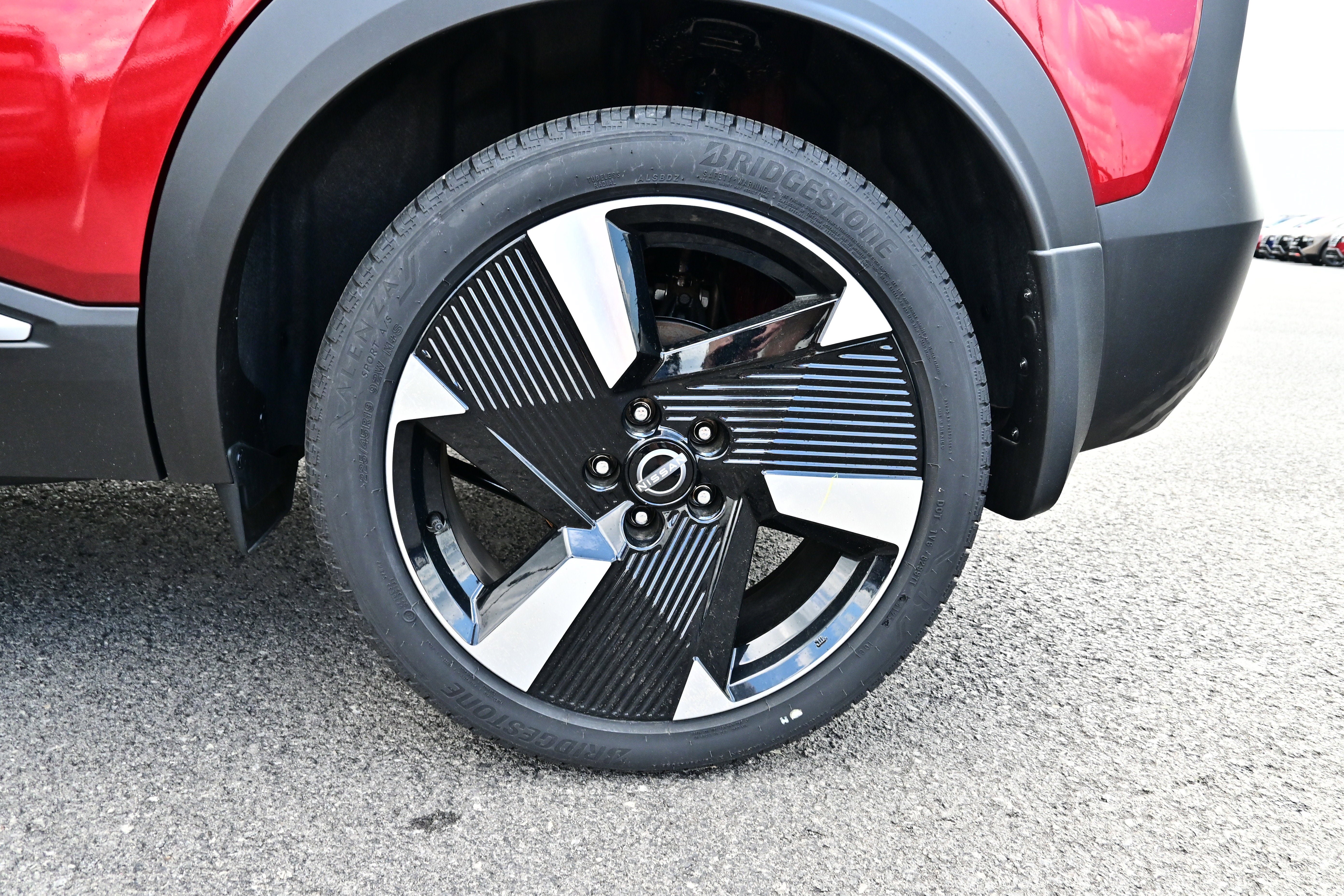 New 2026 Nissan Kicks SR w/ SR Premium Package AWD/4WD image 10
