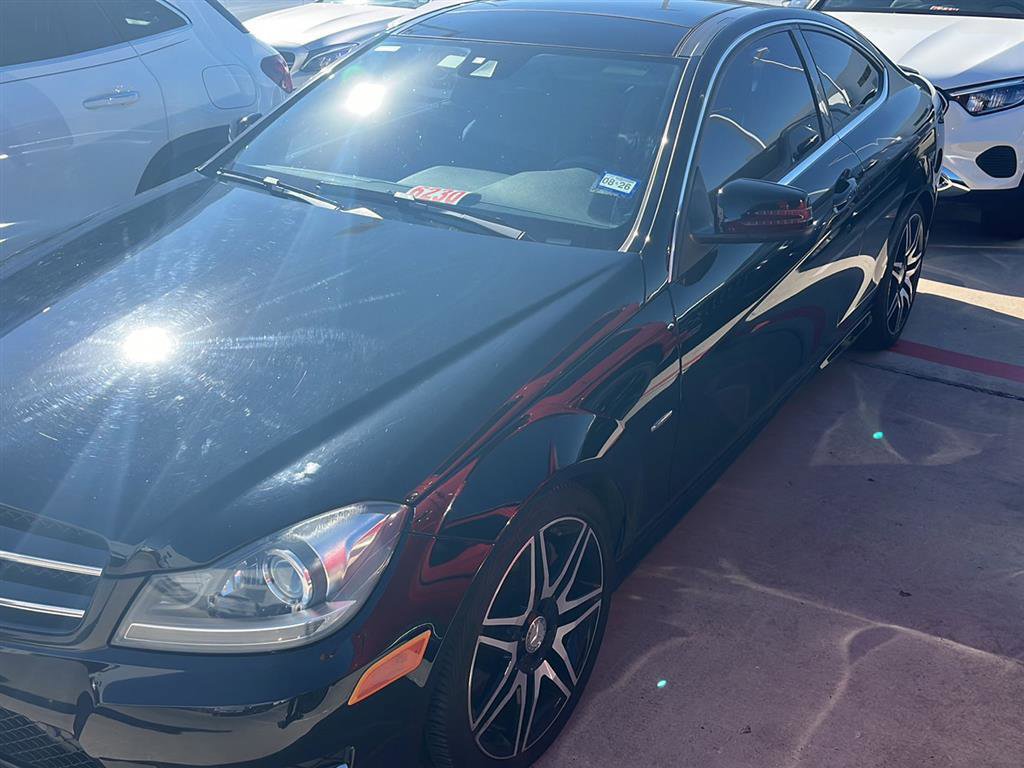 Used 2015 Mercedes-Benz C 250 Coupe image 2