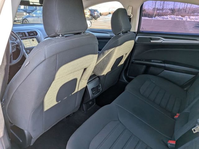 Used 2020 Ford Fusion SE image 25