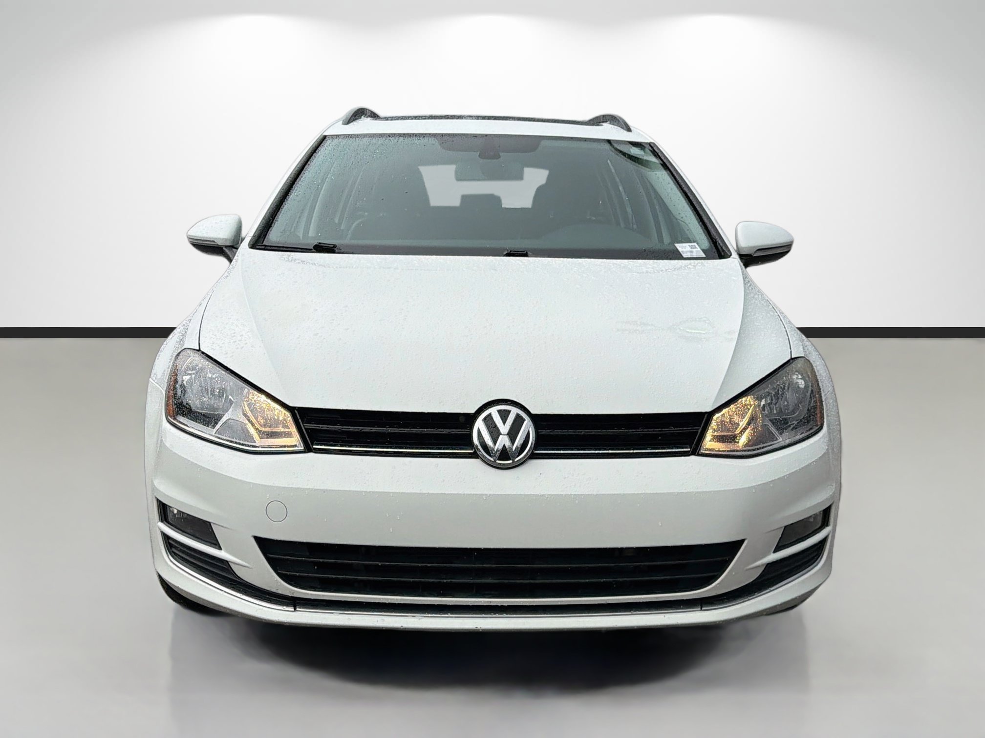 Used 2017 Volkswagen Golf S FWD image 8
