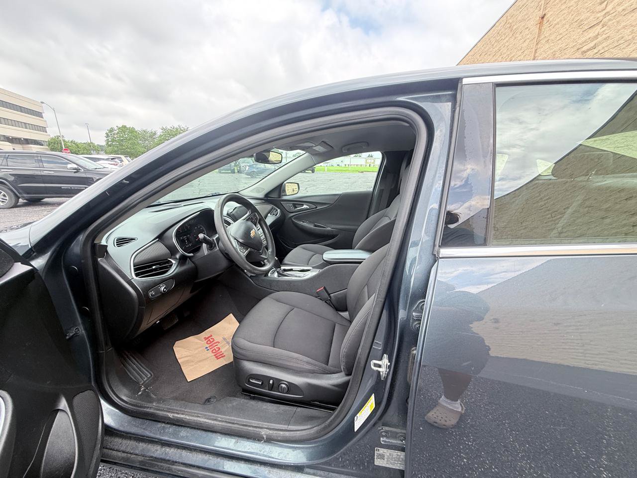 Used 2020 Chevrolet Malibu LT FWD image 10