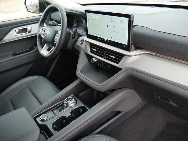 New 2026 Ford Explorer Active w/ Active Comfort Package AWD/4WD image 35