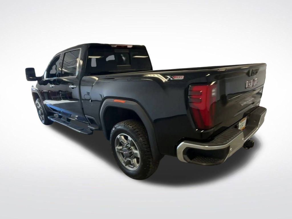 New 2025 GMC Sierra 2500 SLT w/ SLT Premium Package image 8