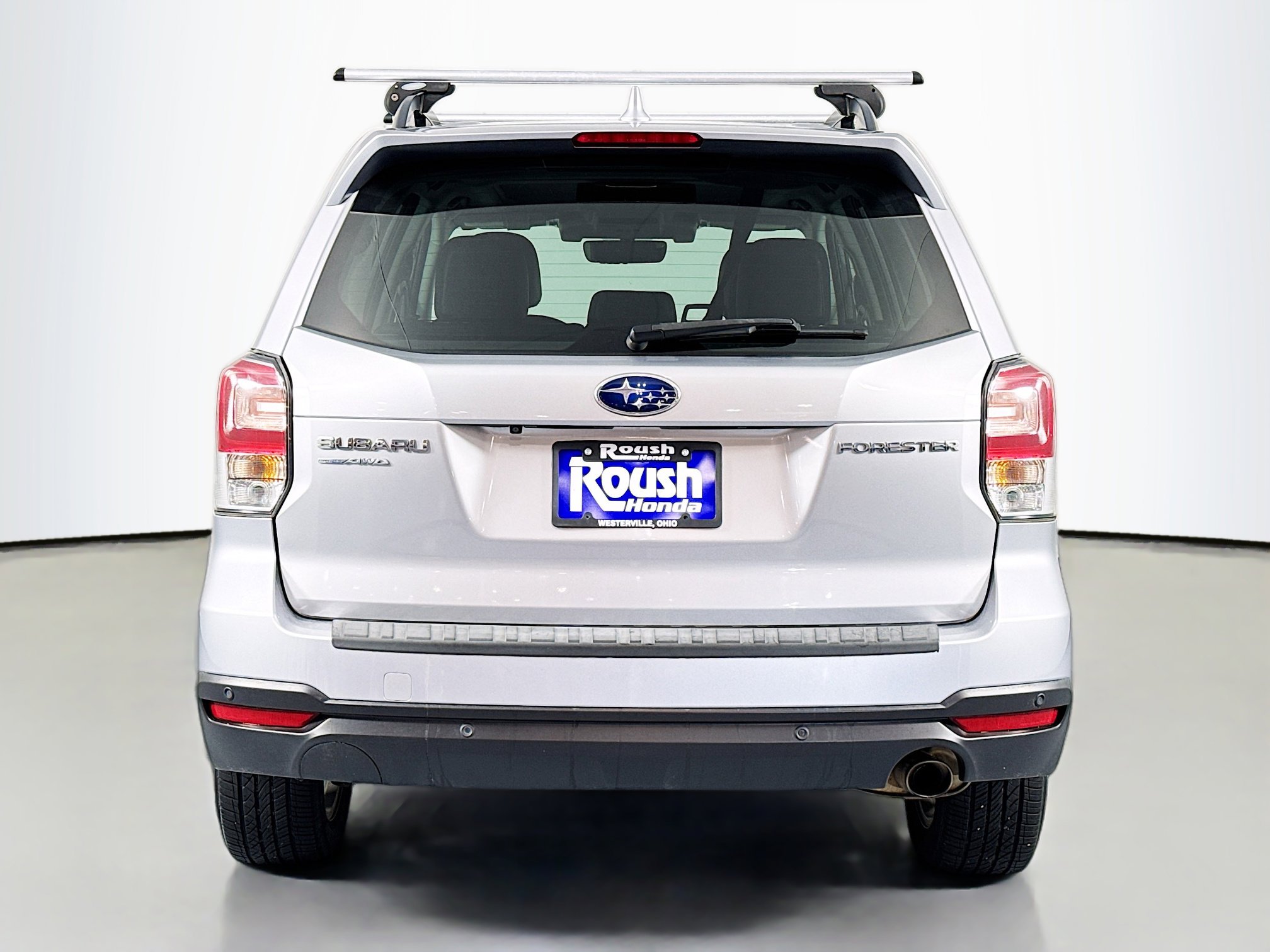 Used 2018 Subaru Forester 2.5i Touring AWD/4WD image 6
