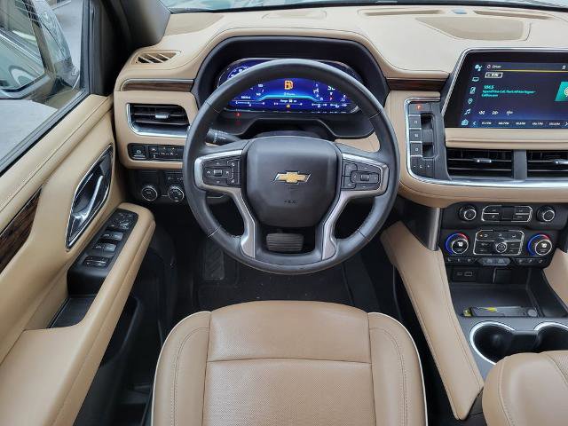 Used 2024 Chevrolet Suburban Premier image 18