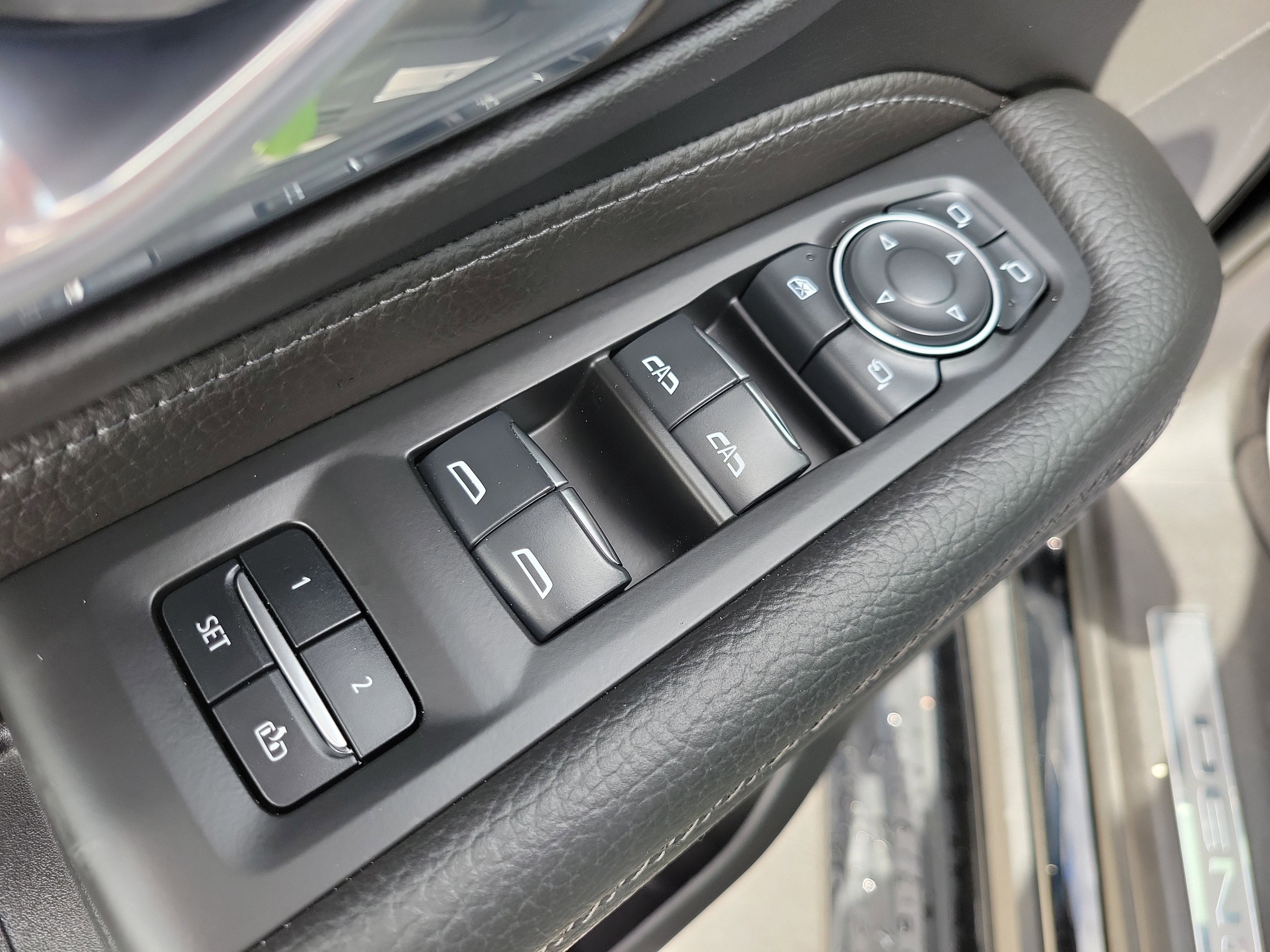 Certified 2024 GMC Yukon Denali w/ Max Trailering Package image 17