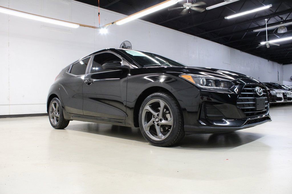 Used 2019 Hyundai Veloster 2.0 image 2