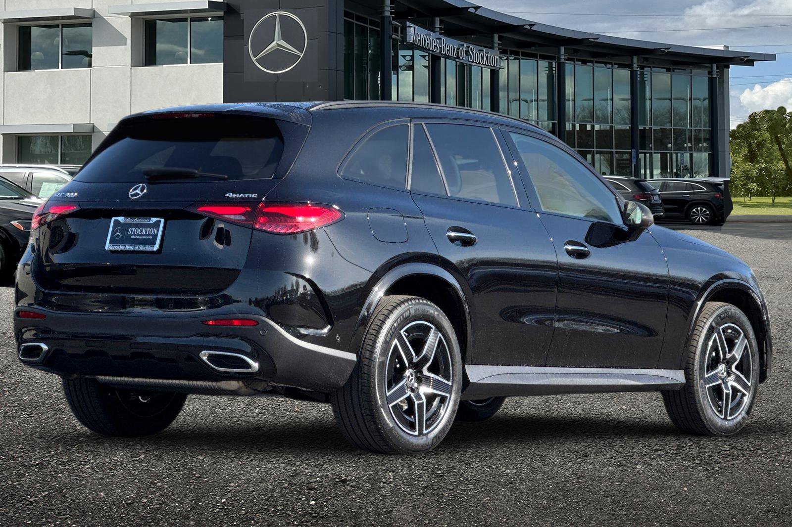 New 2026 Mercedes-Benz GLC 300 4MATIC image 4