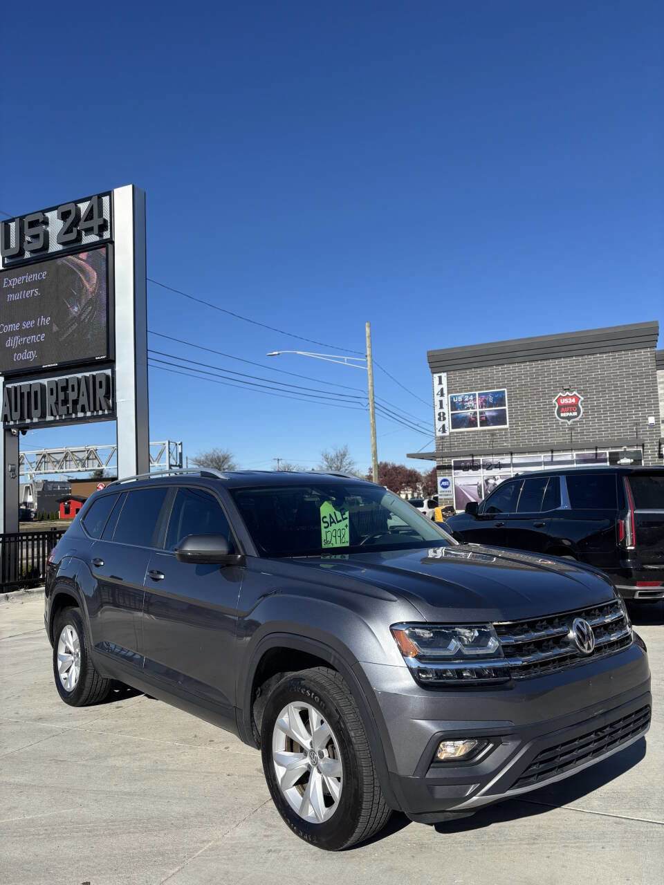 Used 2018 Volkswagen Atlas SE image 1