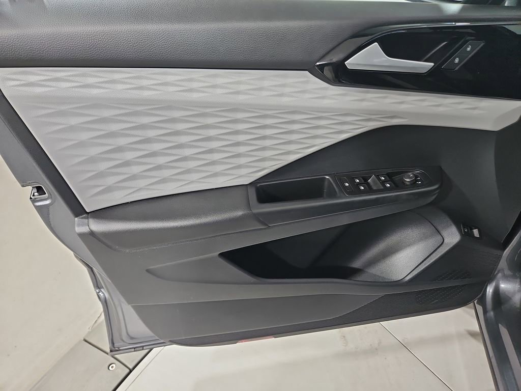 Certified 2023 Volkswagen Taos S image 12