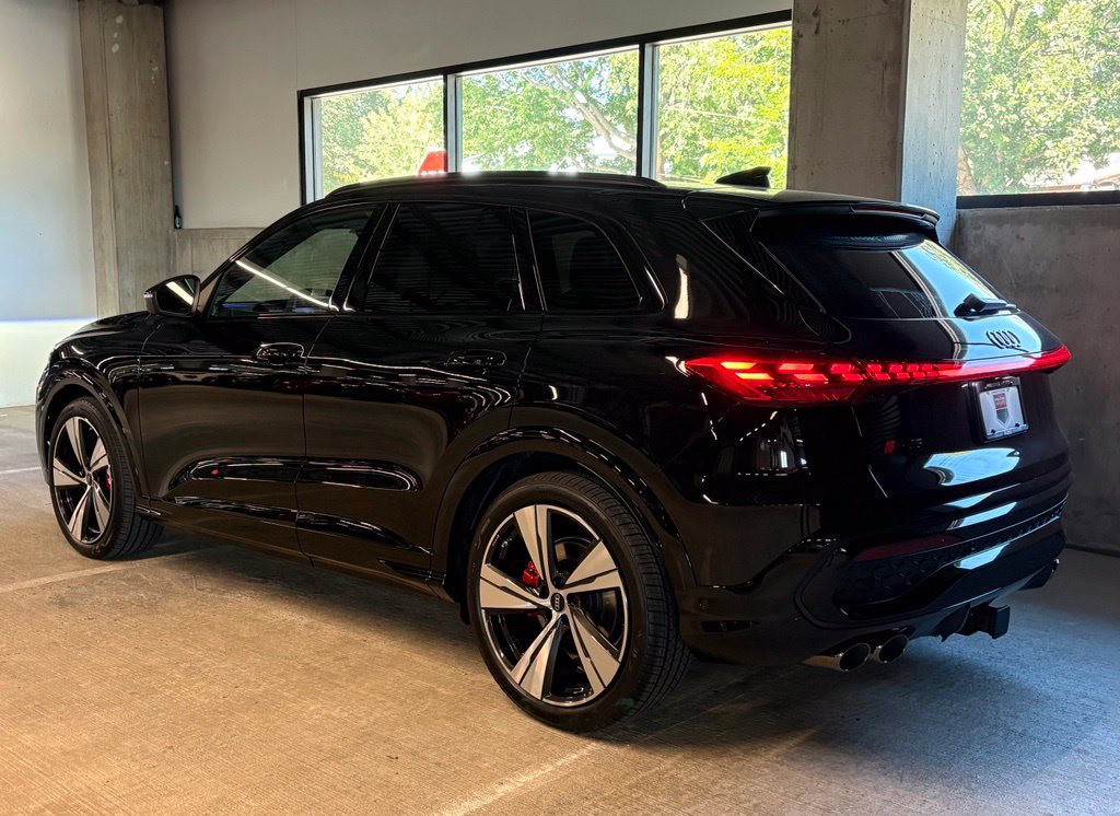 New 2026 Audi SQ5 Premium Plus AWD/4WD image 3