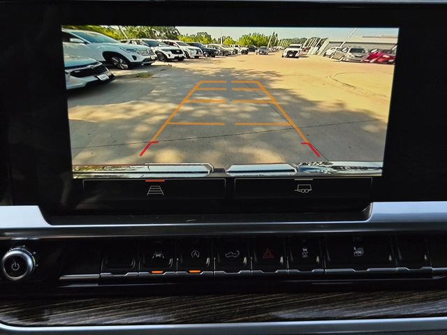 Used 2026 GMC Sierra 1500 Elevation w/ Elevation Select Package AWD/4WD image 17
