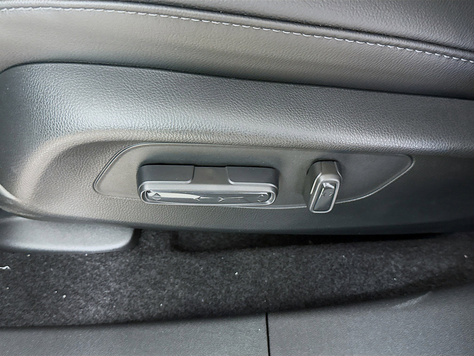 New 2026 Honda HR-V EX-L image 22