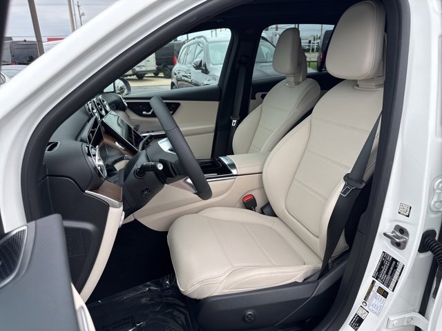 New 2026 Mercedes-Benz GLC 300 4MATIC image 12