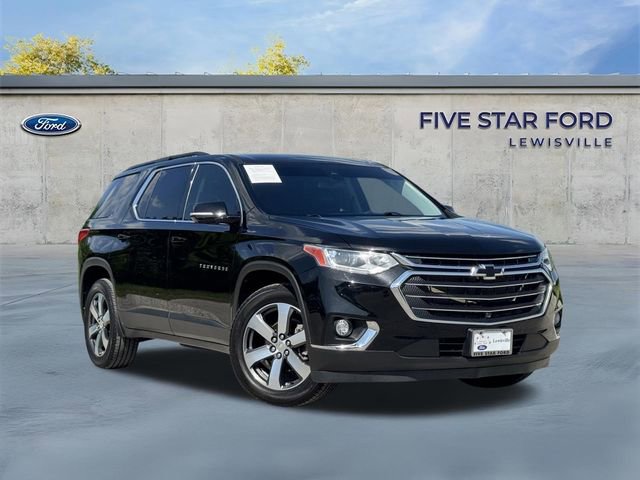 Used 2020 Chevrolet Traverse LT w/ LT Premium Package FWD image 2