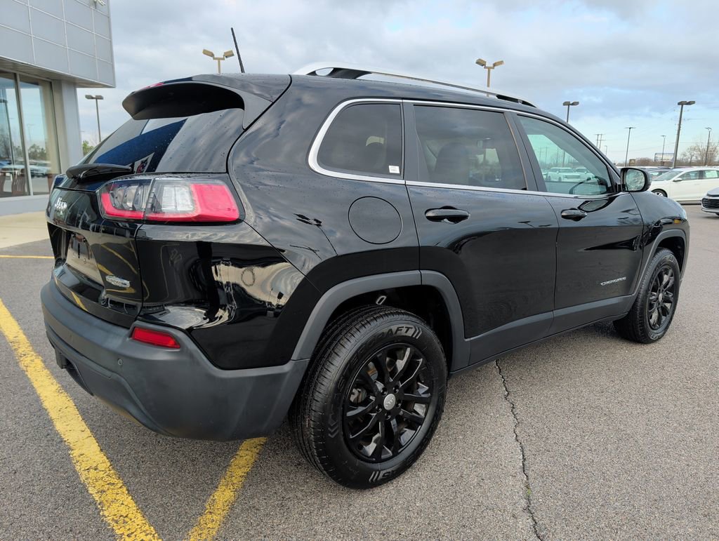 Used 2020 Jeep Cherokee Latitude Plus w/ Cold Weather Group image 7