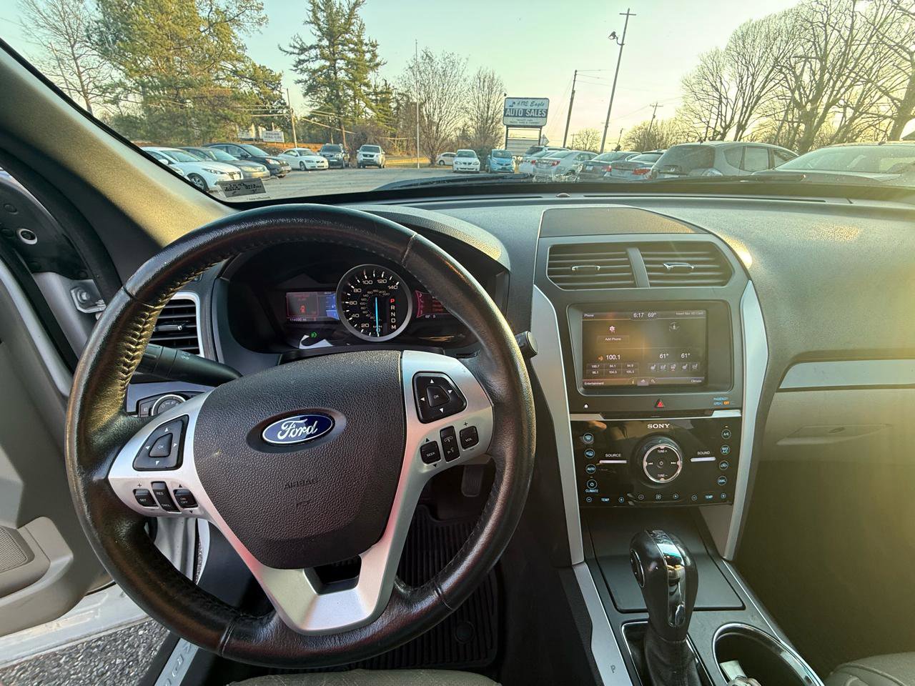 Used 2013 Ford Explorer Limited image 16