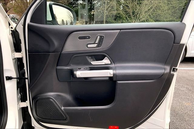 Used 2020 Mercedes-Benz GLB 250 4MATIC image 22