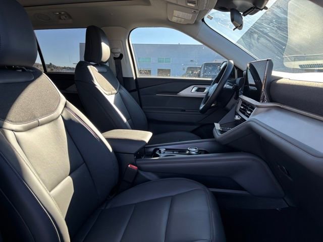 New 2026 Ford Explorer Active w/ Active Comfort Package image 25