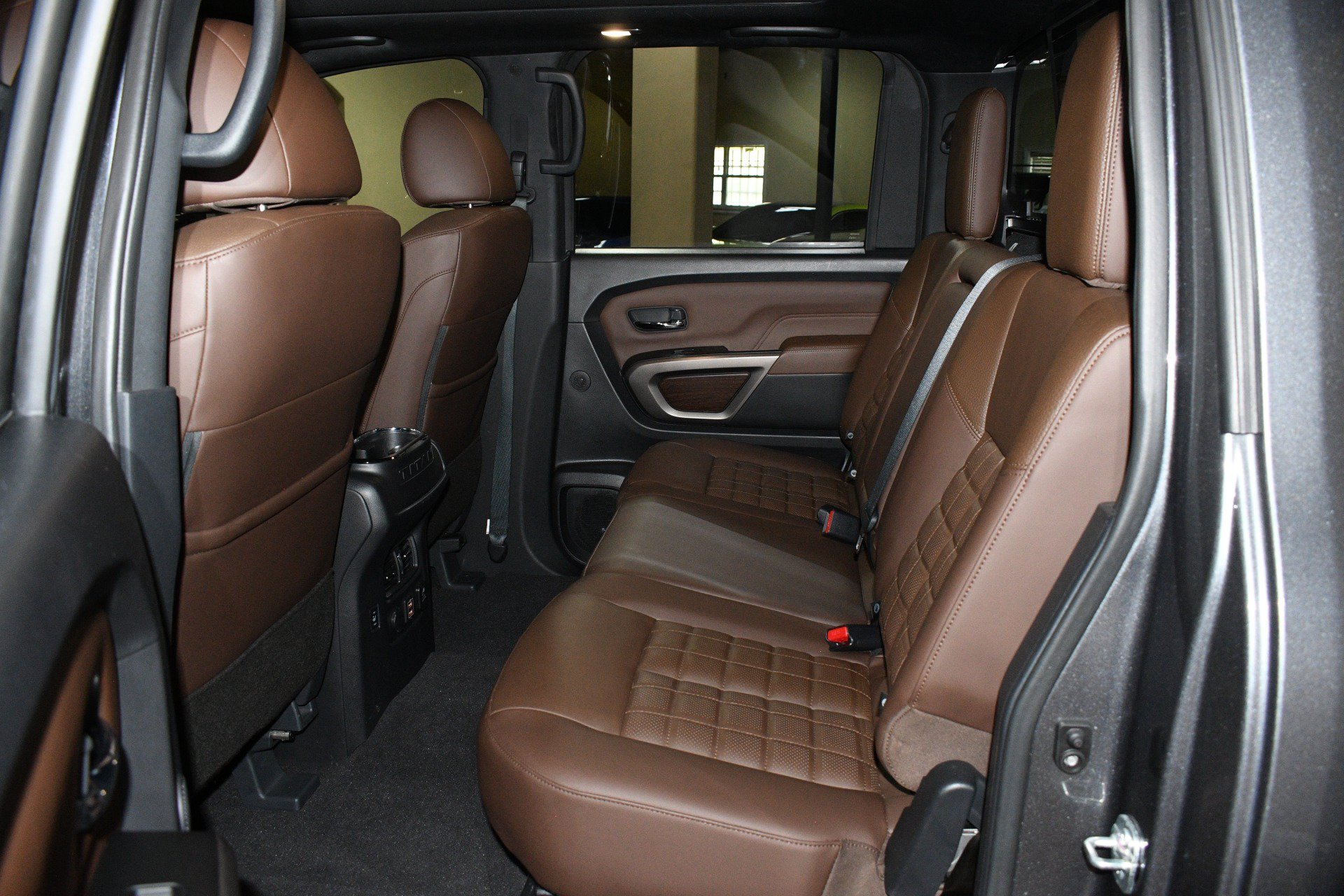Used 2023 Nissan Titan Platinum Reserve w/ Moonroof Package AWD/4WD image 47