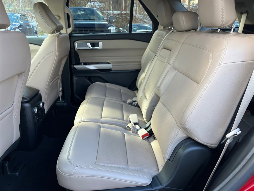 Used 2024 Ford Explorer Limited image 20