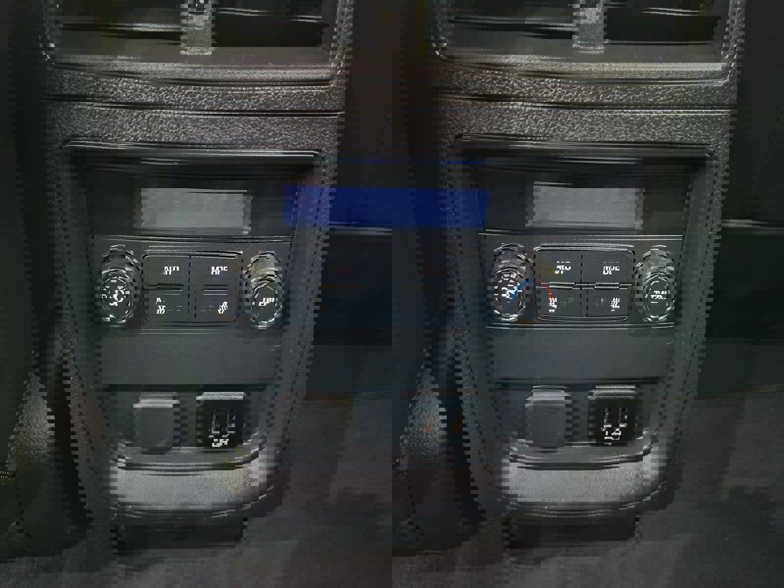 Used 2017 Buick Envision Essence image 12