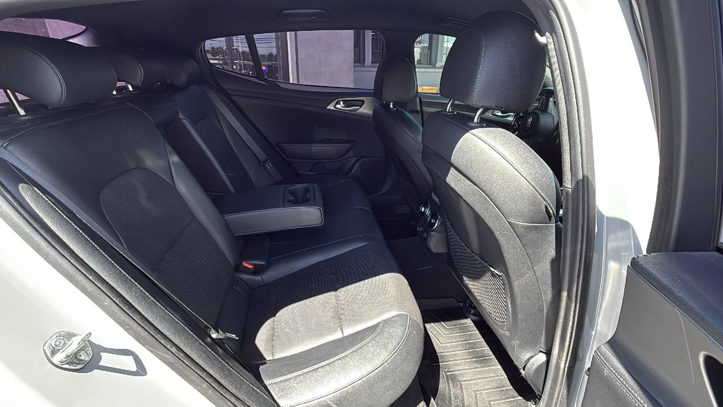 Used 2018 Kia Stinger GT AWD/4WD image 16