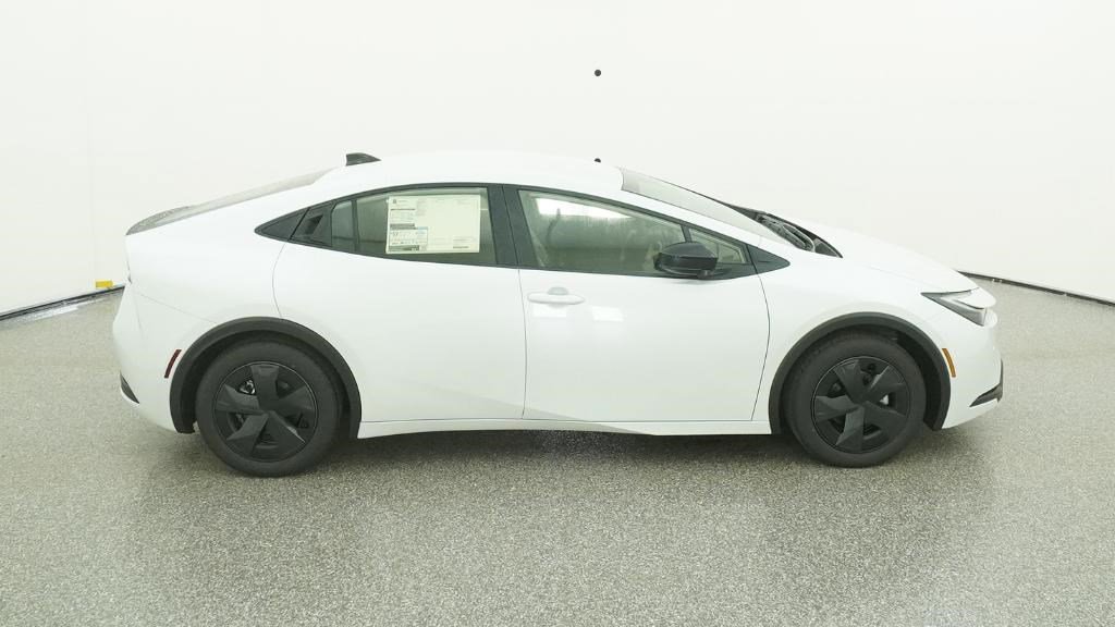 New 2026 Toyota Prius LE image 25