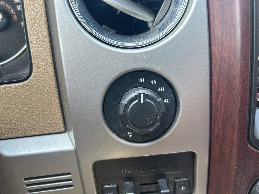 Used 2014 Ford F150 King Ranch w/ King Ranch Luxury Package AWD/4WD image 24