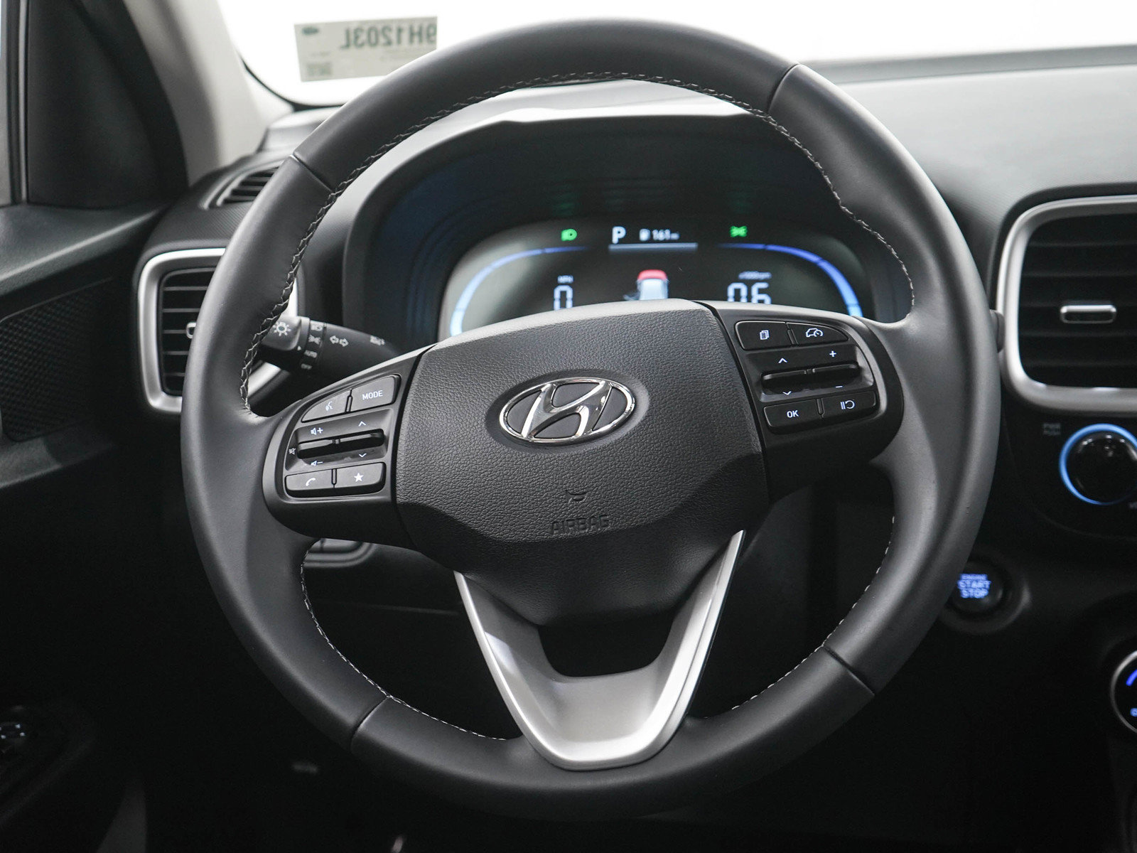 Certified 2024 Hyundai Venue SEL FWD image 16