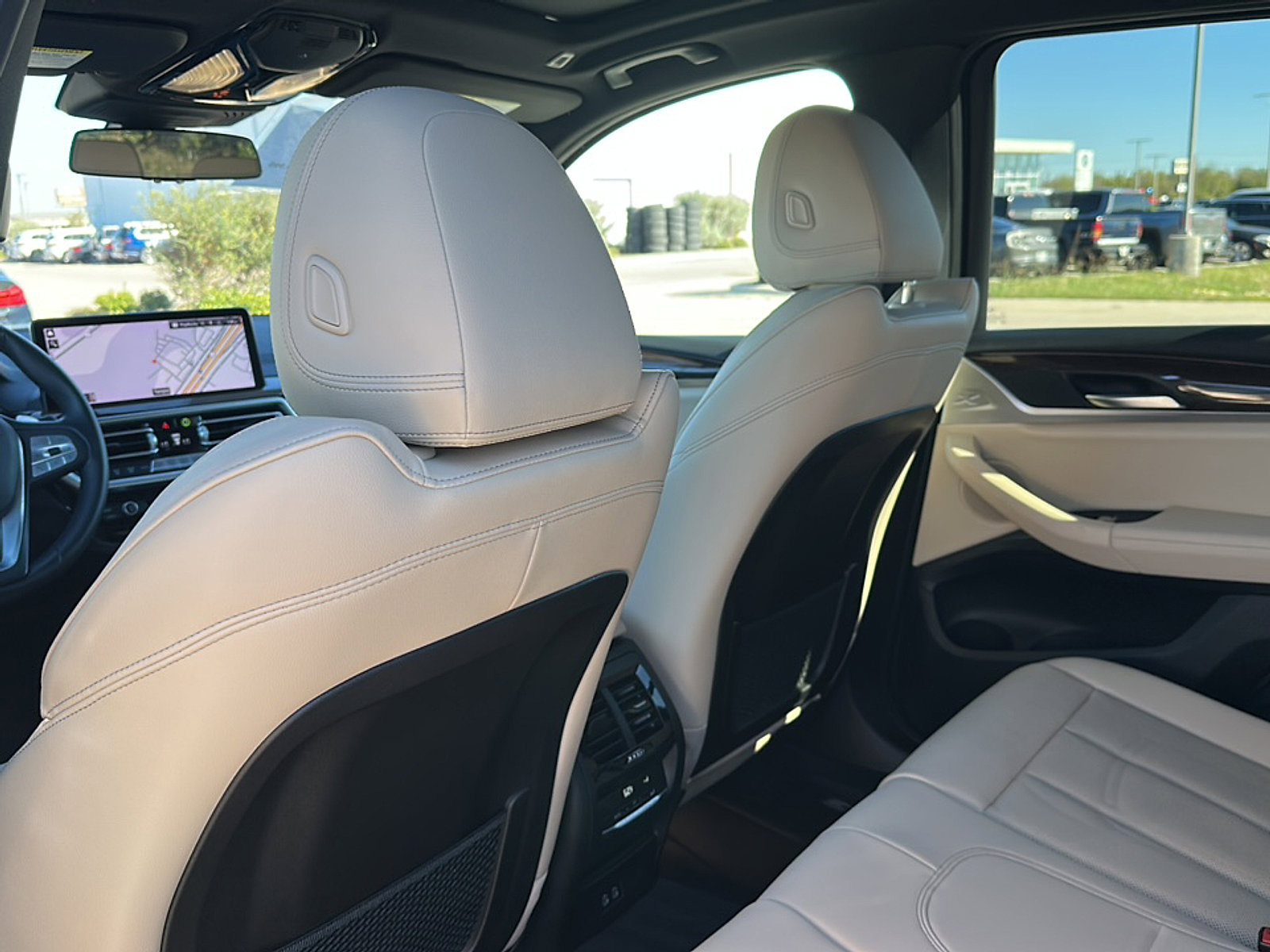 Certified 2023 BMW X3 sDrive30i w/ Premium Package image 17