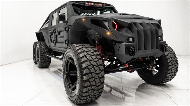 Used 2025 Jeep Gladiator Sport image 11