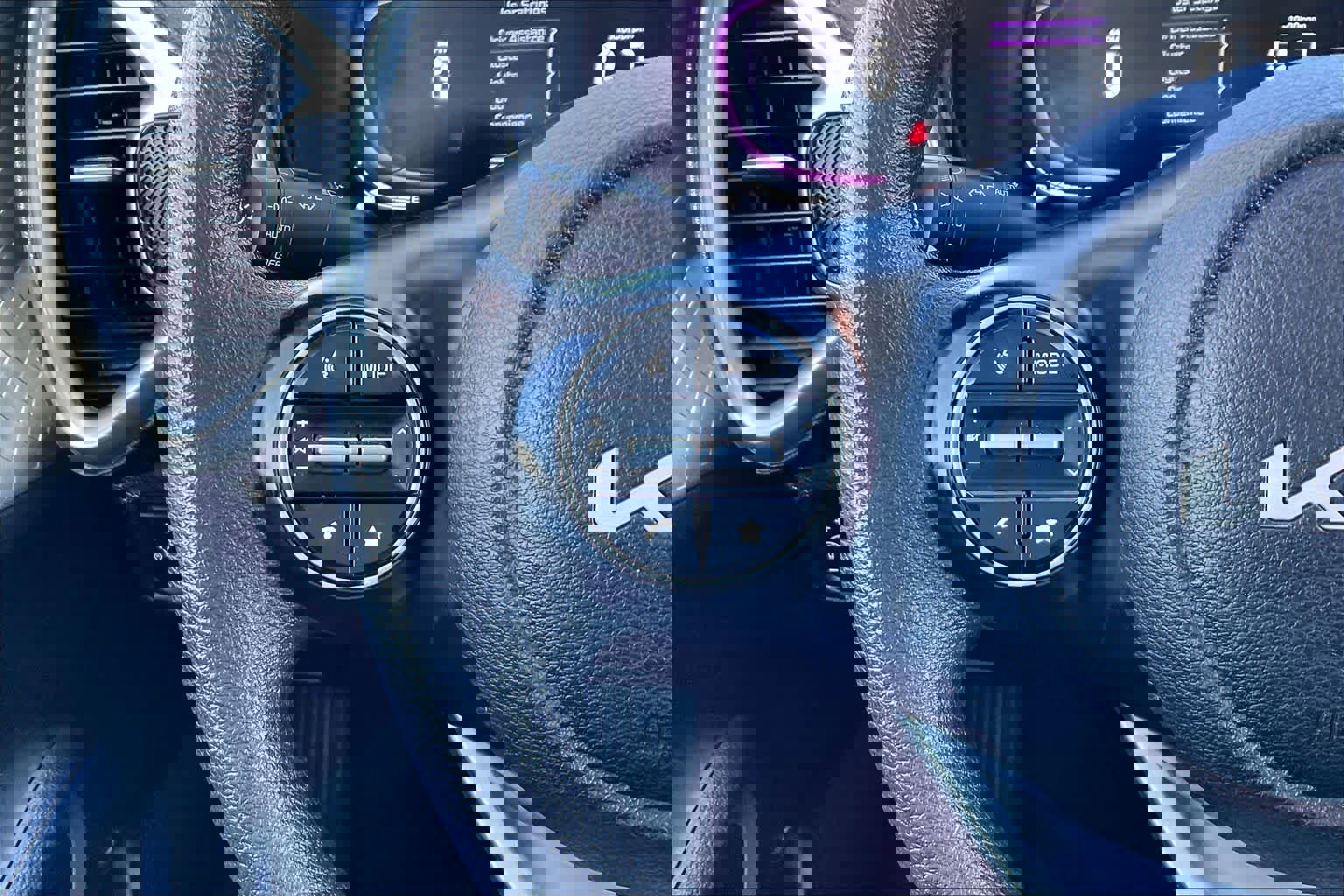 Used 2024 Kia Soul LX w/ Option Group 015 FWD image 23