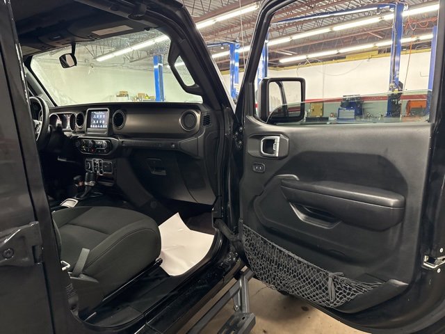Used 2018 Jeep Wrangler Unlimited Sport S image 37