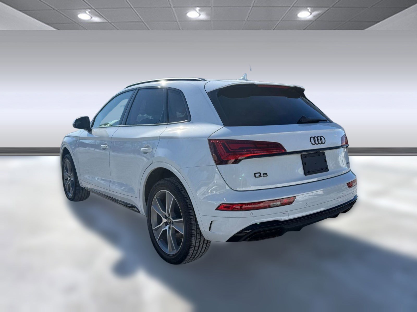 Certified 2025 Audi Q5 2.0T Premium image 3