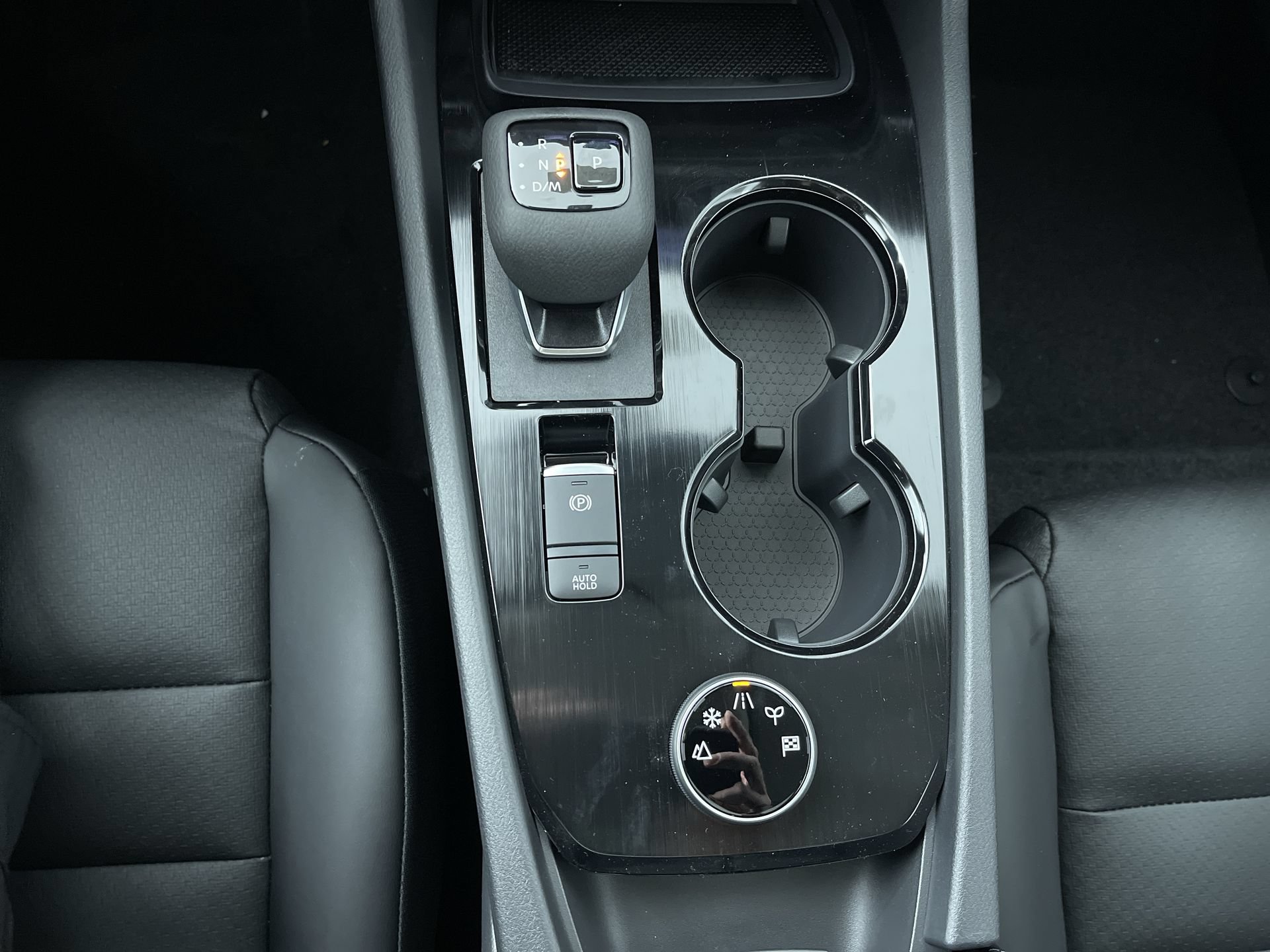 New 2026 Nissan Rogue Dark Armor AWD/4WD image 21
