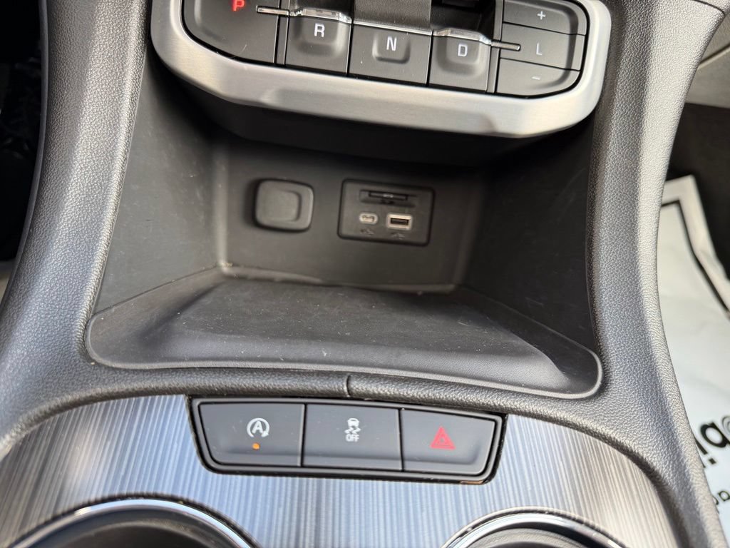 Certified 2023 GMC Acadia SLT w/ Elevation Edition FWD image 33