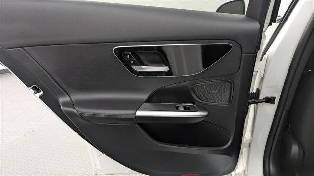 Used 2023 Mercedes-Benz C 300 Sedan image 17