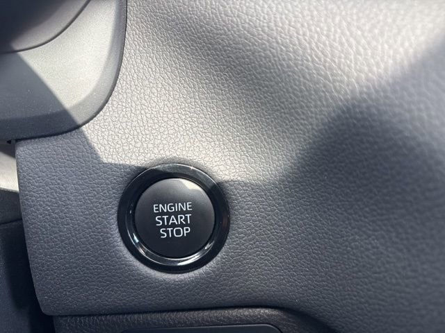 Used 2025 Toyota Tundra Limited image 20