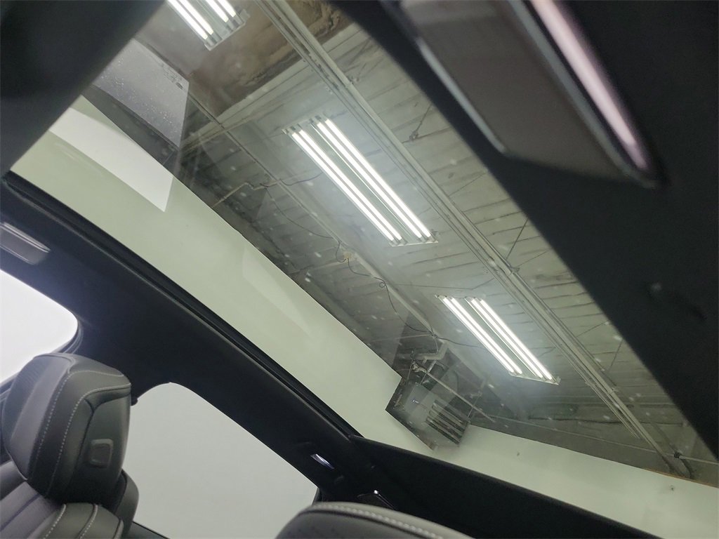 New 2026 Cadillac Lyriq V w/ Exterior Carbon Fiber Package image 18