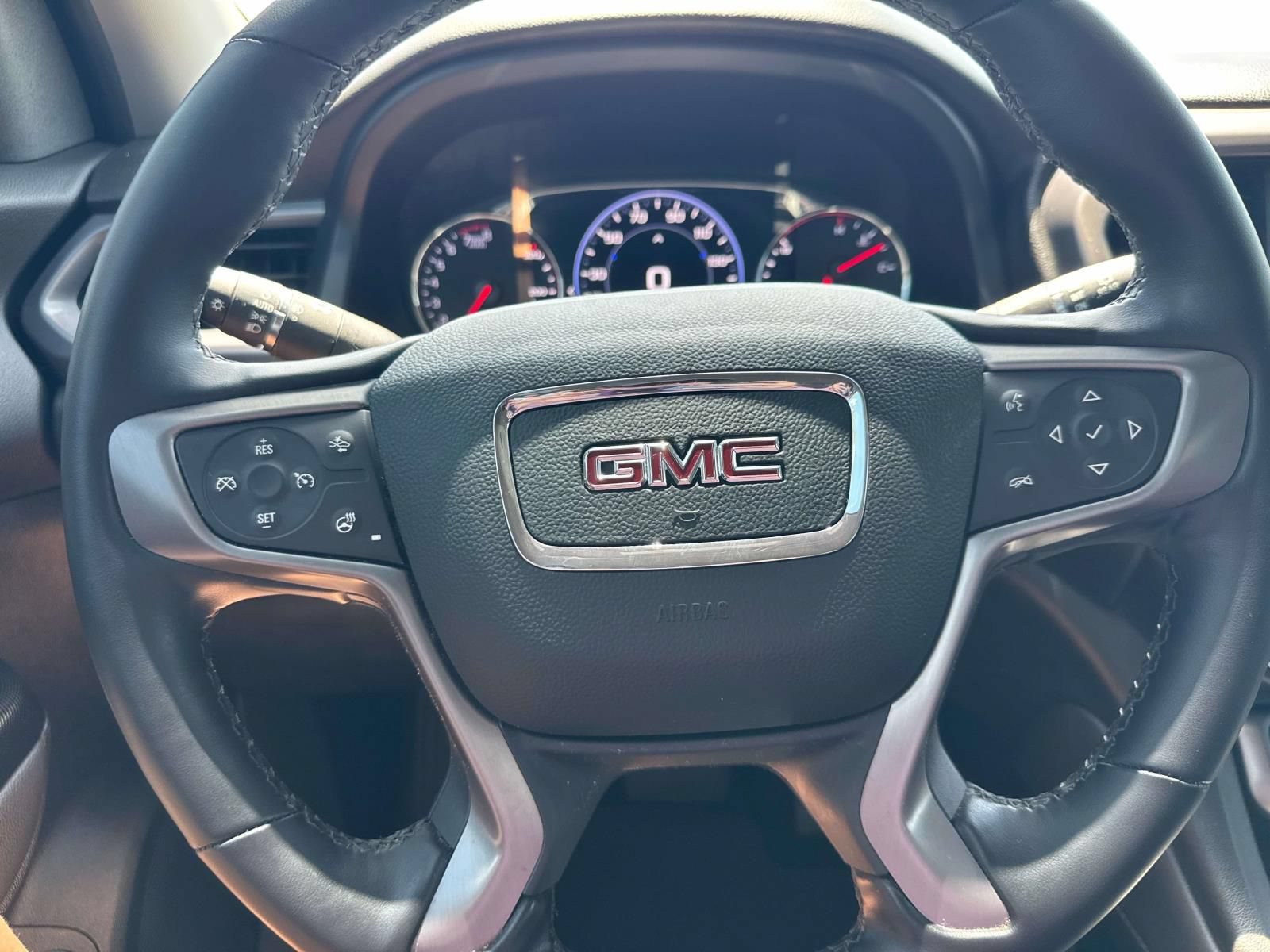 Used 2023 GMC Acadia AT4 w/ Technology Package AWD/4WD image 23