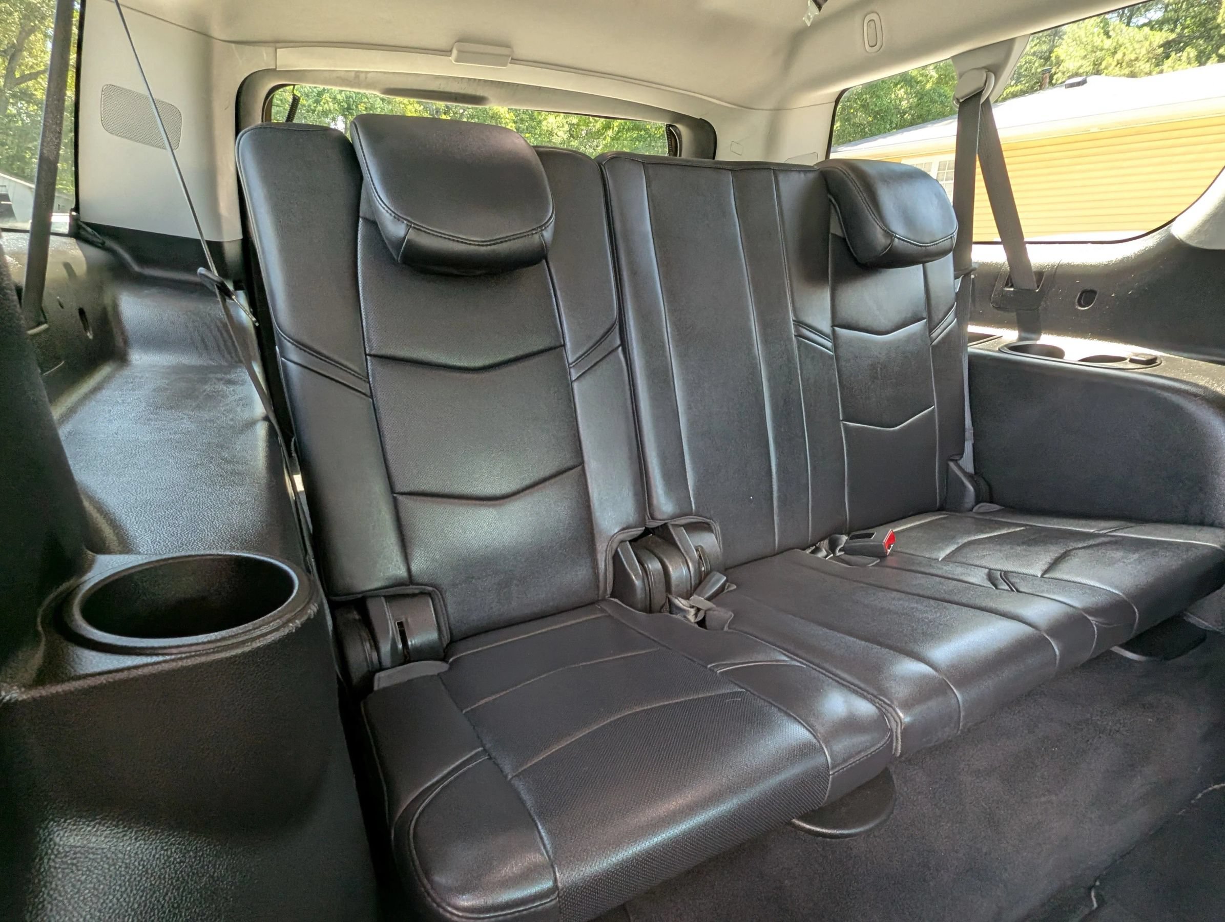 Used 2018 Cadillac Escalade ESV Luxury RWD image 44