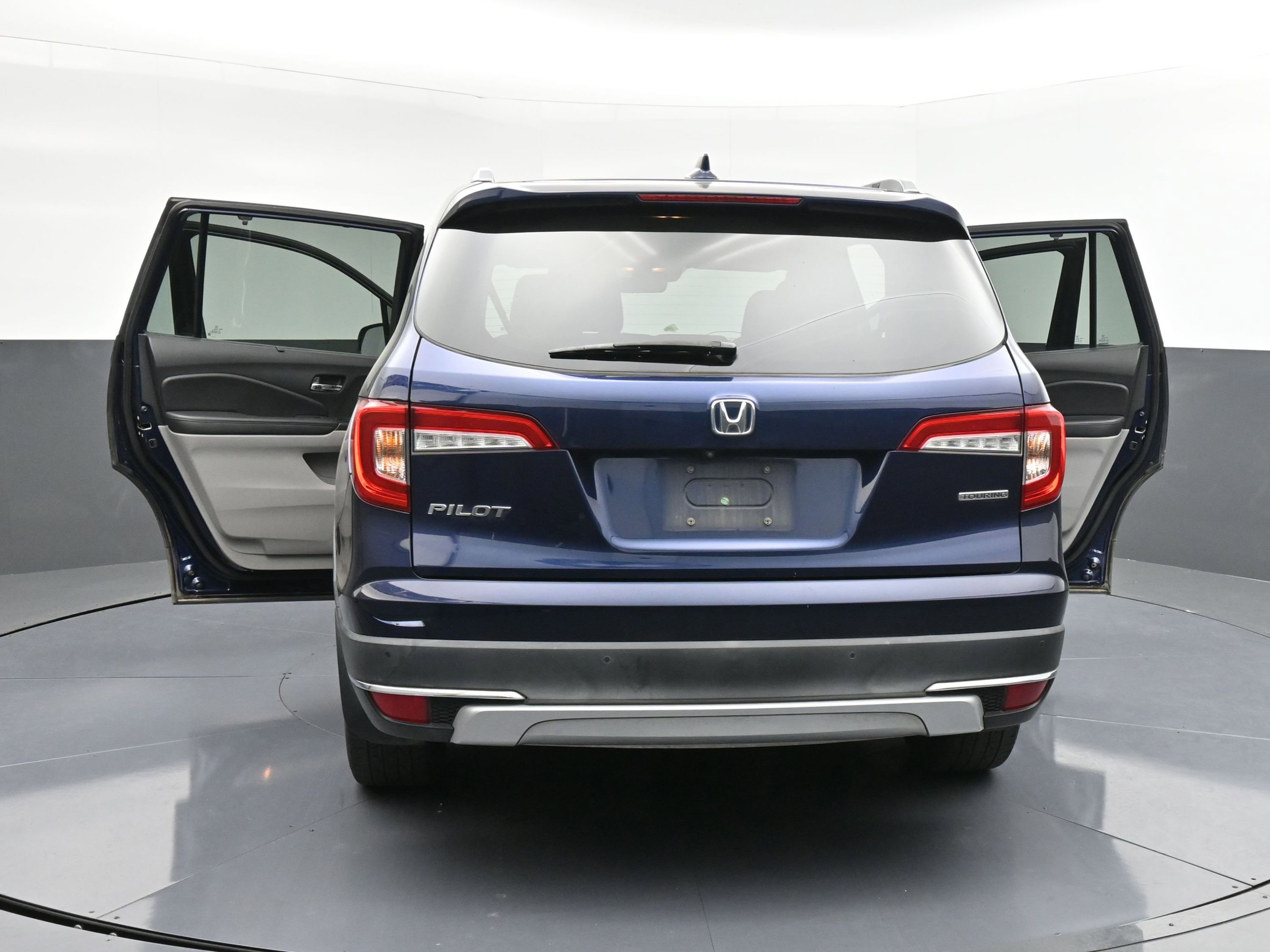 Used 2019 Honda Pilot Touring image 41