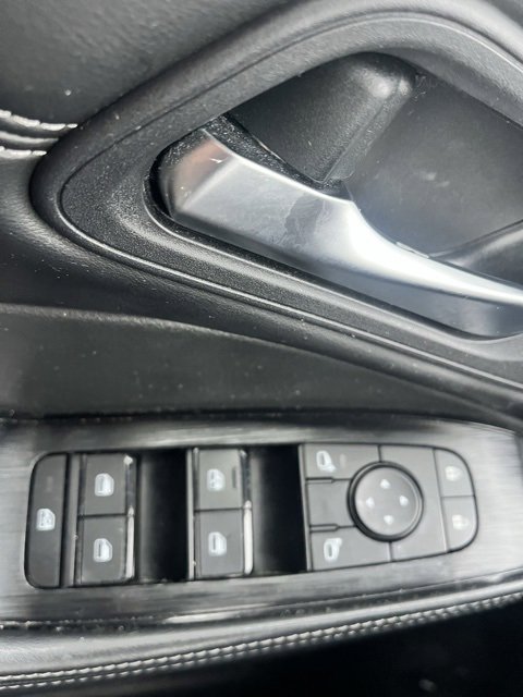 Certified 2023 Nissan Rogue SV w/ SV Premium Package image 22