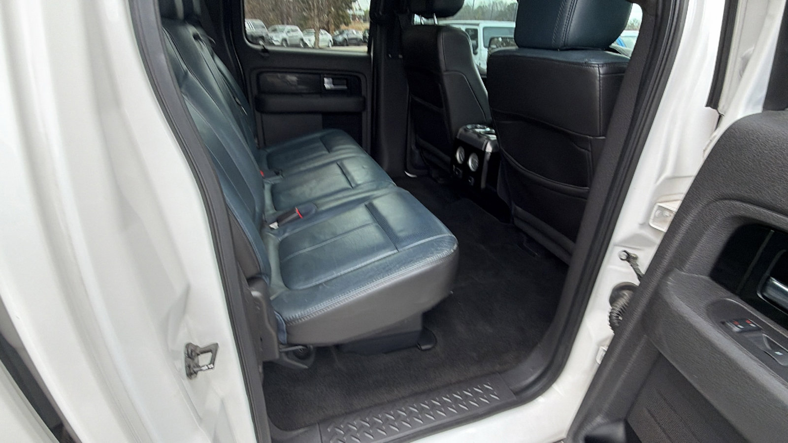 Used 2014 Ford F150 Limited image 22