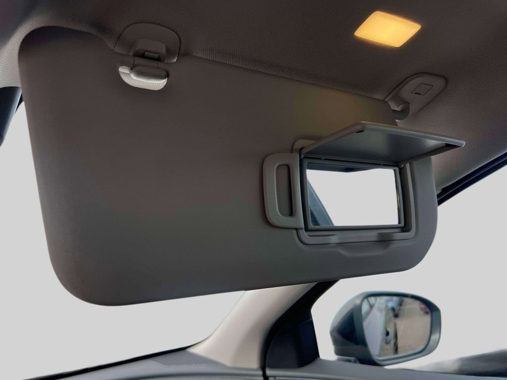 Used 2024 Nissan Ariya FWD image 30